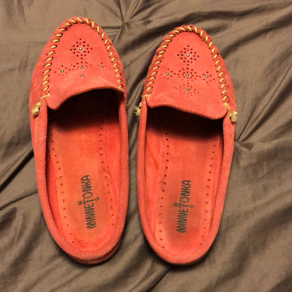 Minnetonka pink suede mules